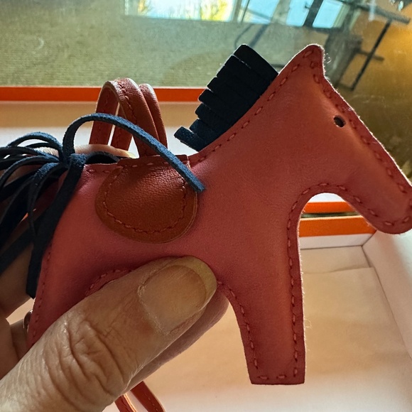 Hermès Rodeo PM Rose Azalee - Picture 12 of 15